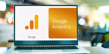 Google Analyticsの進化：GA4とUAの違いを比較